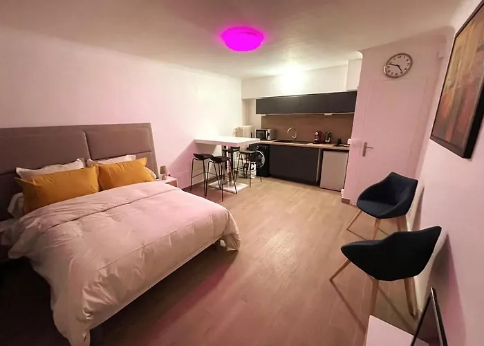à Apparthôtel De La Médiathèque Apartamento Melun